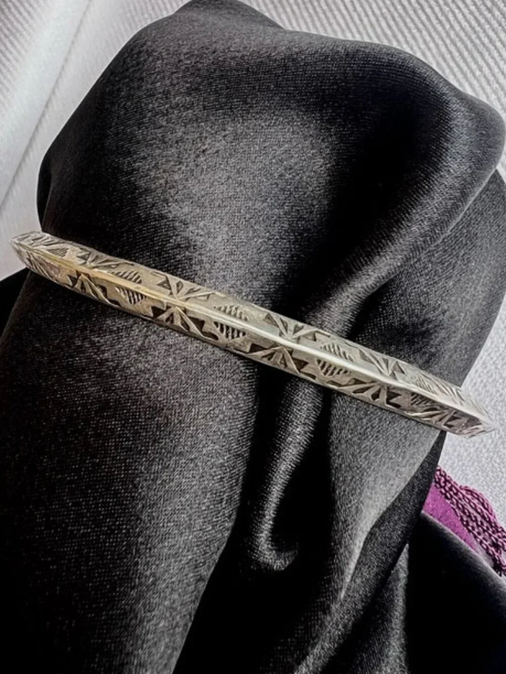 Large Wylie Secatero Navajo Carinated Solid Sterling Bangle Bracelet